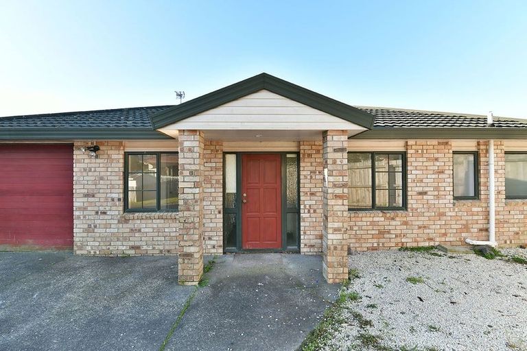 Photo of property in 1/20 Greta Place, Stanmore Bay, Whangaparaoa, 0932