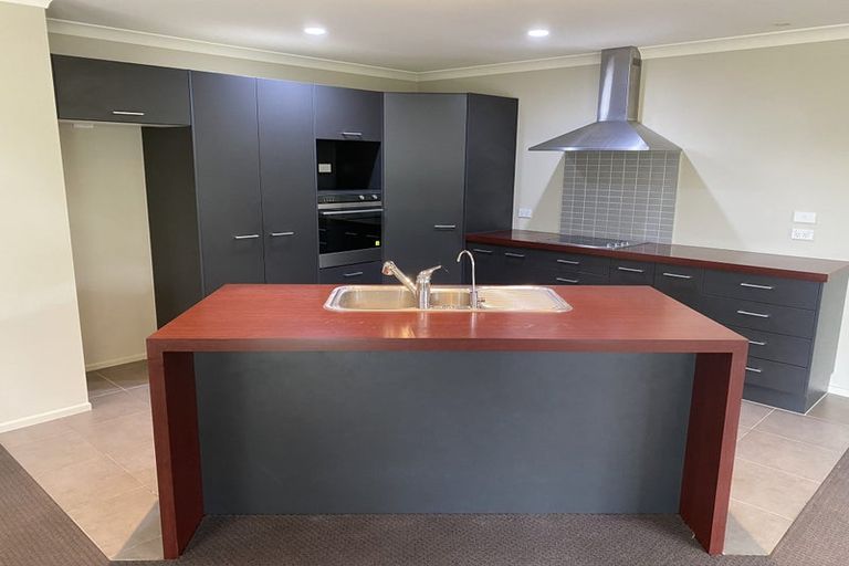 Photo of property in 25a George Crescent, Buckland, Pukekohe, 2677