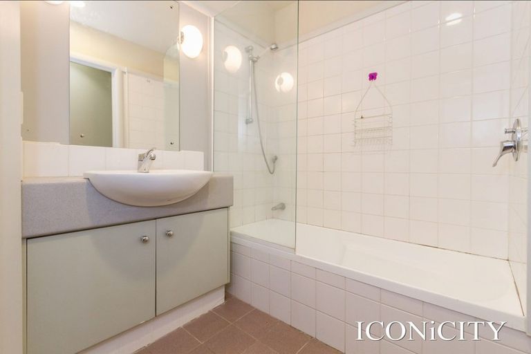 Photo of property in Madison On The Square Apartments, 2e/37 Federal Street, Auckland Central, Auckland, 1010