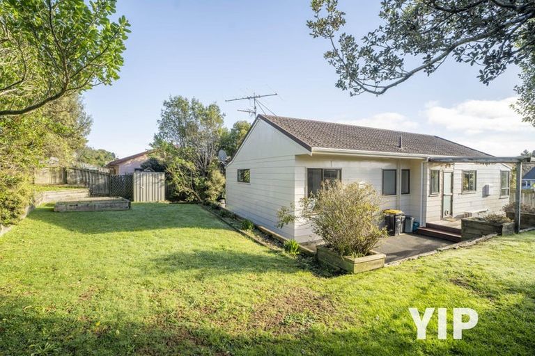 Photo of property in 30 Guadeloupe Crescent, Grenada Village, Wellington, 6037