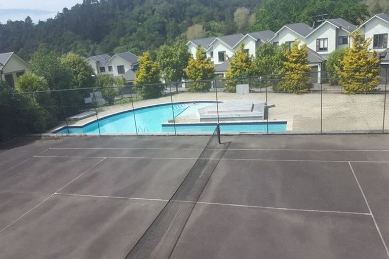 Photo of property in 32/11 The Avenue, Albany, Auckland, 0632