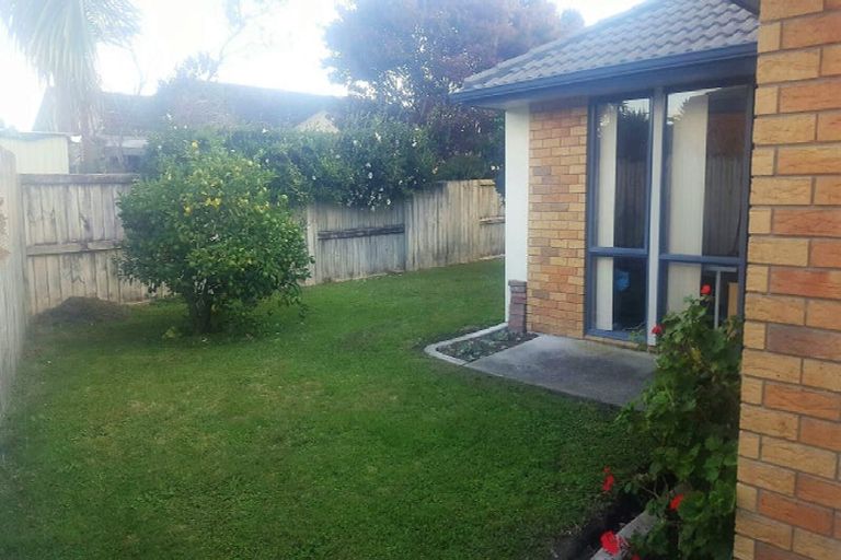 Photo of property in 9 Farnham Close, Rototuna North, Hamilton, 3210