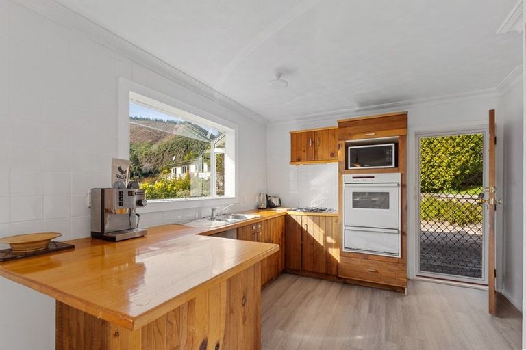 Photo of property in 37 Sowman Street, The Brook, Nelson, 7010