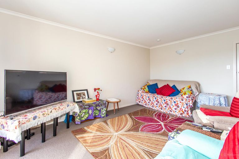 Photo of property in 32-32b Te Weka Street, Maori Hill, Timaru, 7910