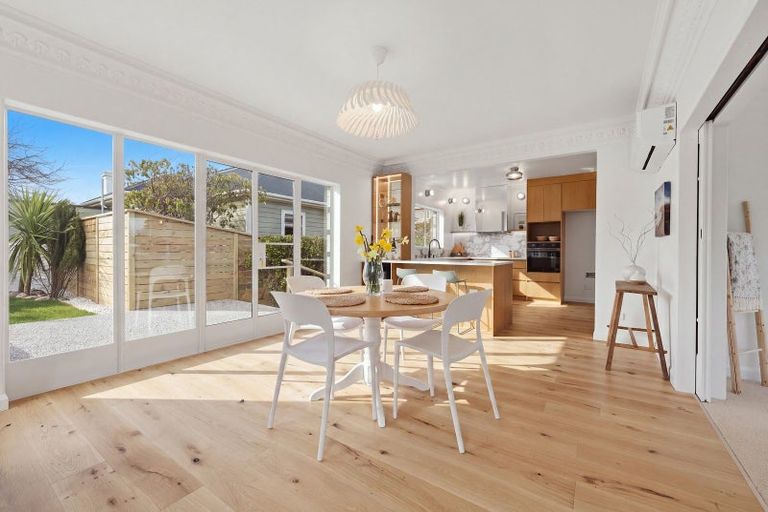 Photo of property in 48 Drivers Road, Maori Hill, Dunedin, 9010