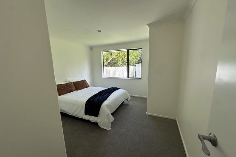 Photo of property in 45 Kittiwake Drive, Schnapper Rock, Auckland, 0632