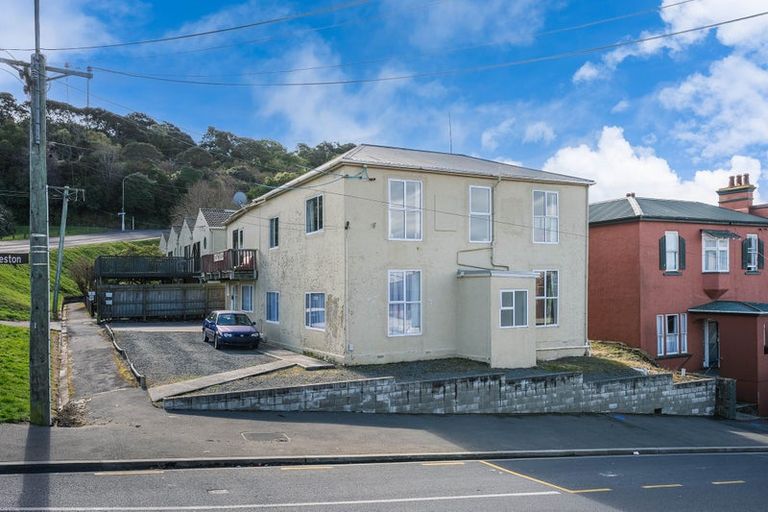 Photo of property in 66 Royal Terrace, Dunedin Central, Dunedin, 9016