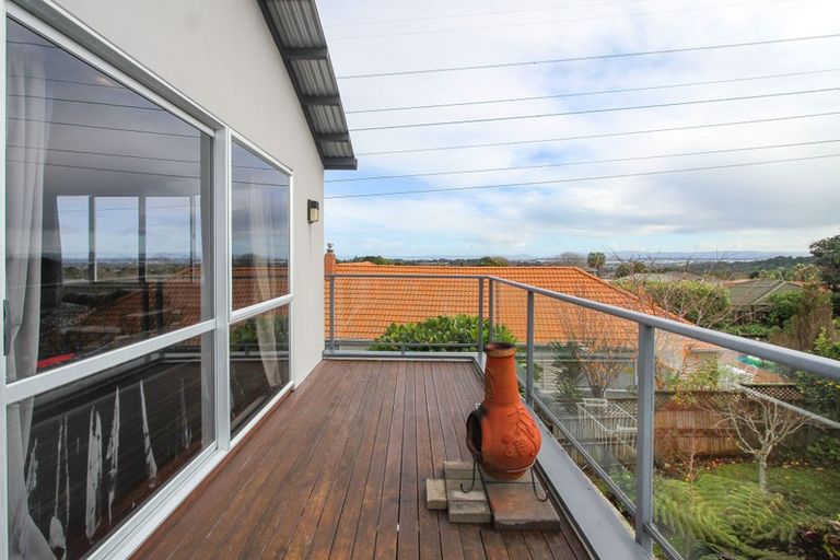 Photo of property in 6 Lamia Place, The Gardens, Auckland, 2105