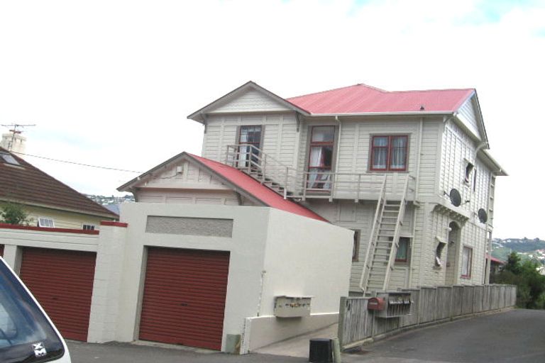 Photo of property in 96 Brougham Street, Mount Victoria, Wellington, 6011