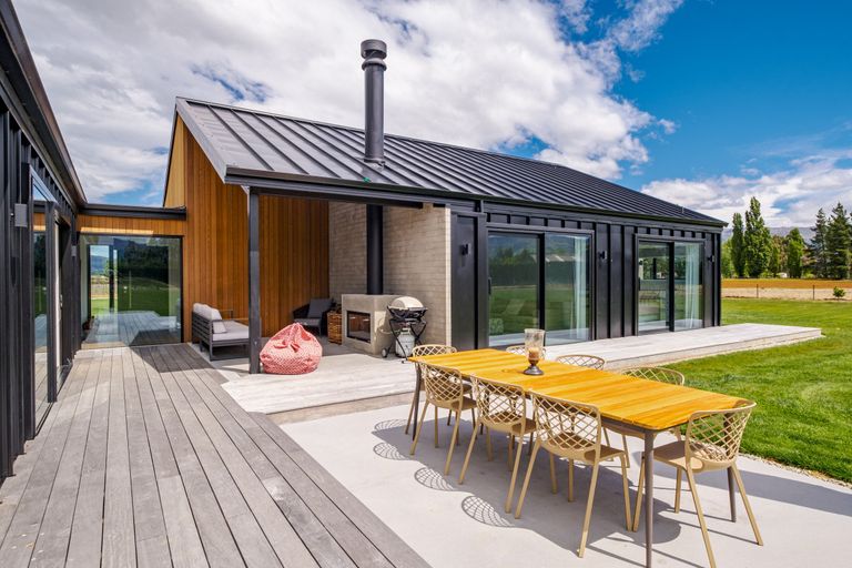 Photo of property in 114 Airport Road, Alexandra, 9391