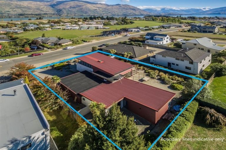 Photo of property in 43 Kings Drive, Wanaka, 9305