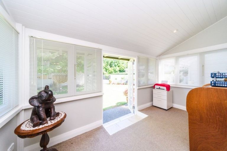 Photo of property in 50 Te Awe Awe Street, Hokowhitu, Palmerston North, 4410
