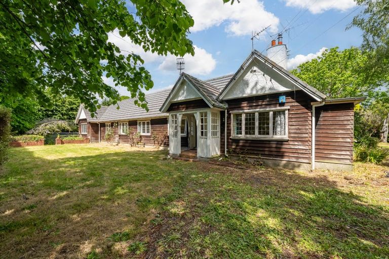 Photo of property in 29 Barton Road, Heretaunga, Upper Hutt, 5018