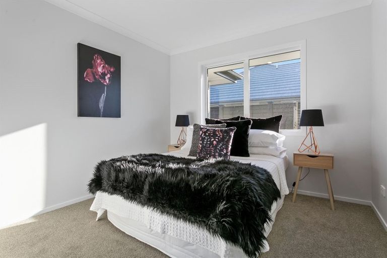 Photo of property in 24 Ruru Street, Cambridge, 3434