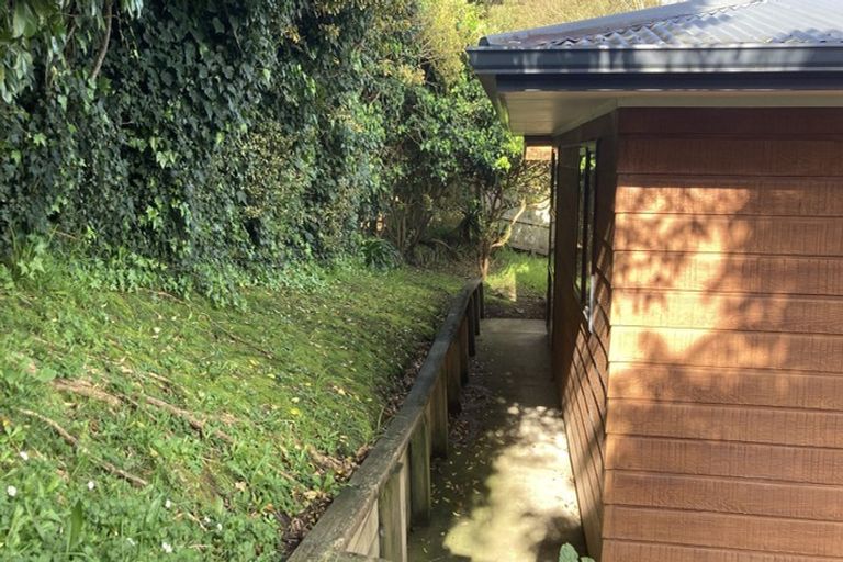 Photo of property in 30 Redwood Drive, Massey, Auckland, 0614