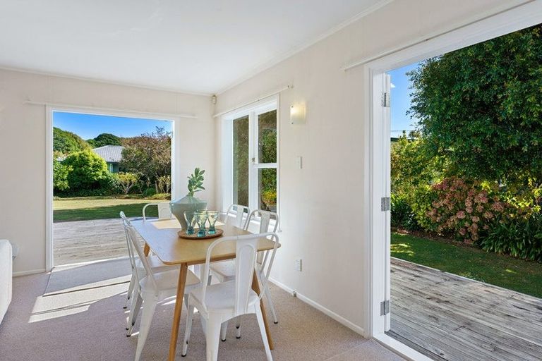Photo of property in 12 Koromiko Road, Waikanae, 5036