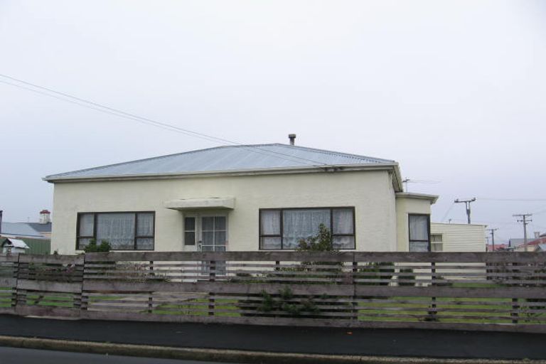 Photo of property in 59 Bradshaw Street, South Dunedin, Dunedin, 9012