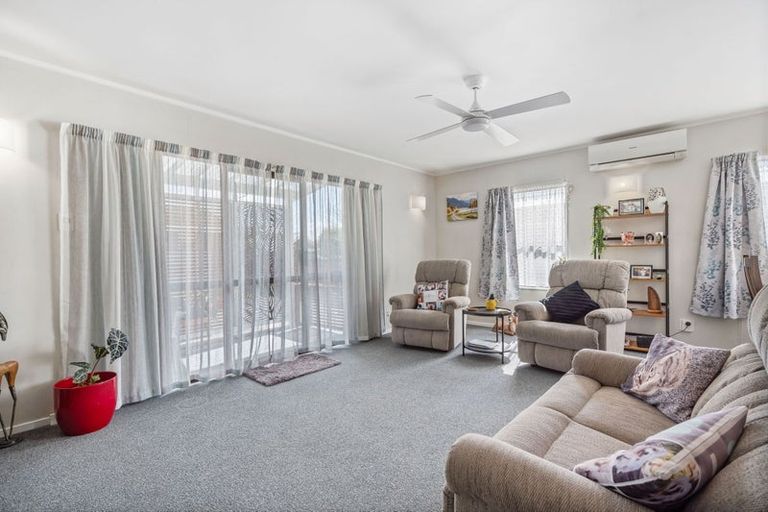 Photo of property in 6a Coleridge Place, Tikipunga, Whangarei, 0112