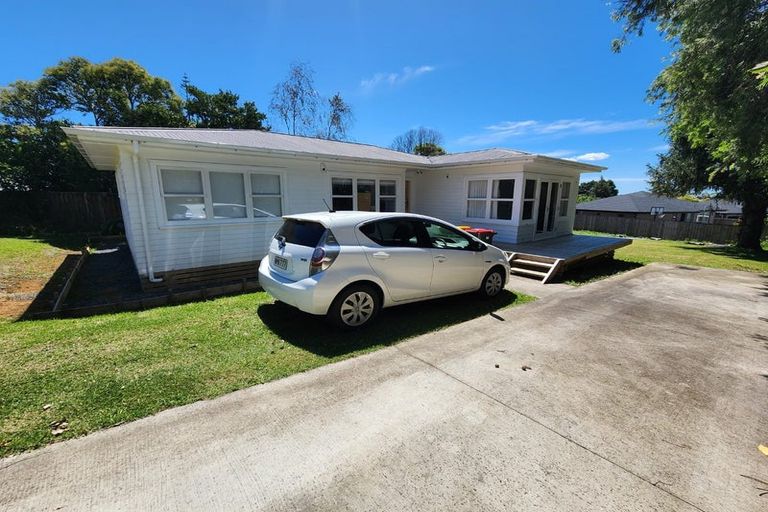 Photo of property in 18a Parrs Cross Road, Henderson, Auckland, 0612