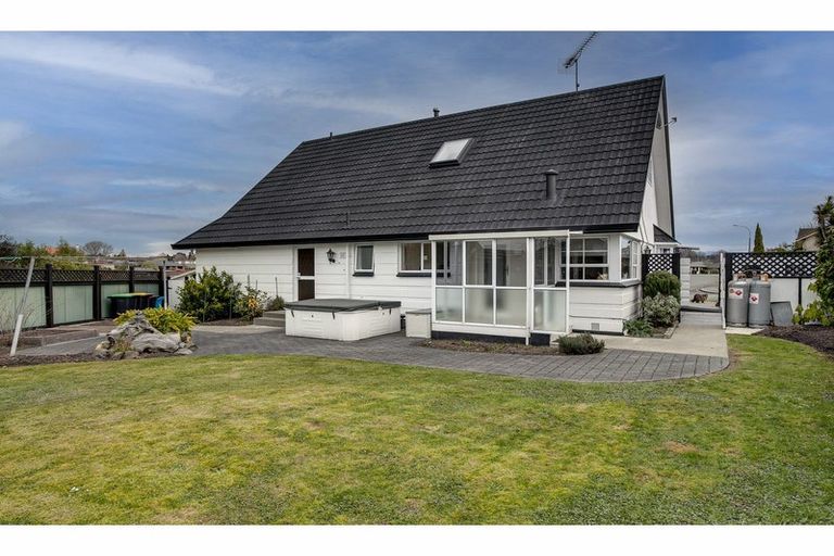 Photo of property in 19 Temple Crescent, Gleniti, Timaru, 7910