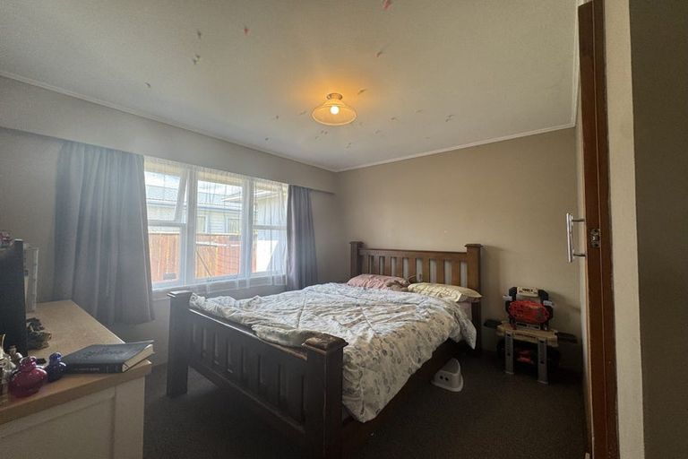 Photo of property in 20-20a Cottle Street, Avalon, Lower Hutt, 5011