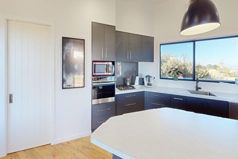 Photo of property in 3 Attrill Place, Tawhero, Whanganui, 4501