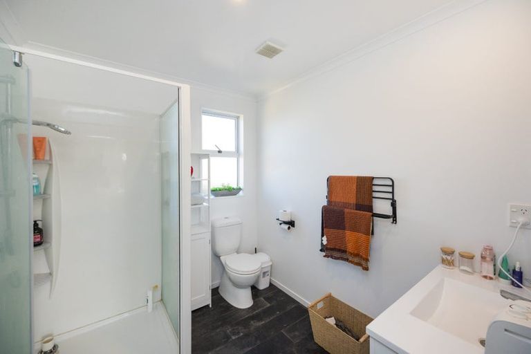 Photo of property in 69 Nash Parade, Foxton Beach, Foxton, 4815