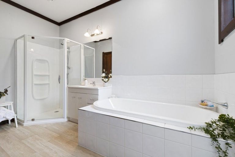 Photo of property in 180 Ara-kotinga, Whitford, Manurewa, 2576