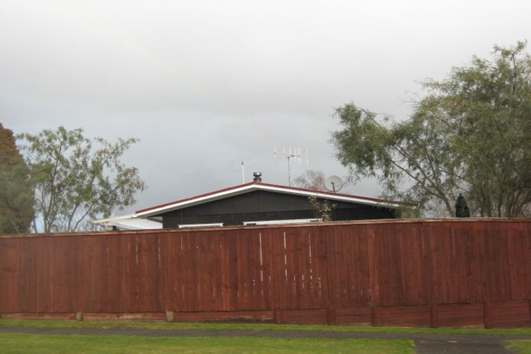 Photo of property in 122 Te Rangitautahanga Road, Turangi, 3334