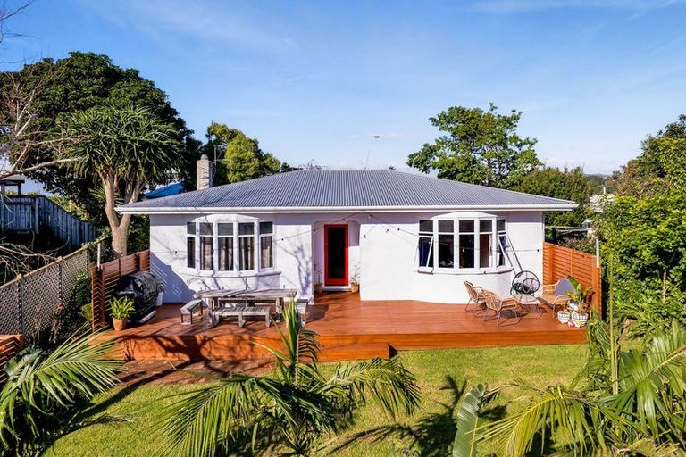 Photo of property in 55 South Road, Blagdon, New Plymouth, 4310