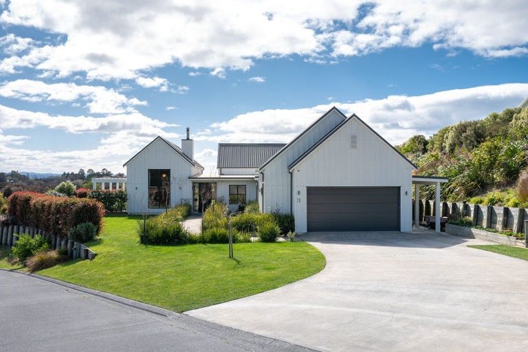 Photo of property in 20 Quarry Ridge, Poraiti, Napier, 4182