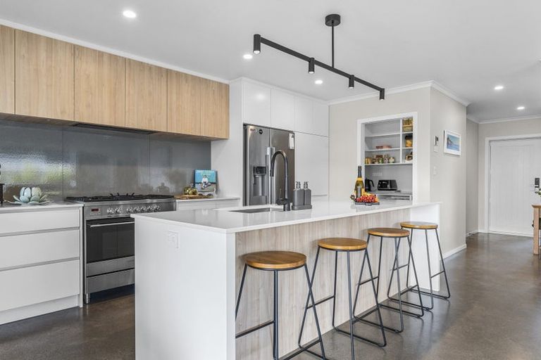 Photo of property in 31 Aratapu Street, Waitara, 4320