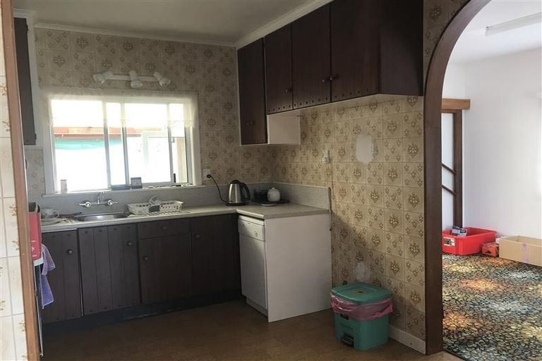 Photo of property in 11 Radcliffe Street, Kensington, Whangarei, 0112