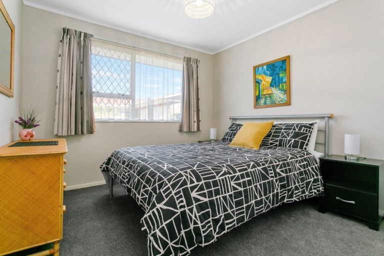 Photo of property in 9 Woodstock Crescent, Leamington, Cambridge, 3432