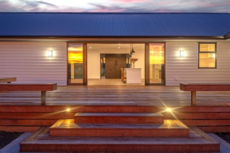 Photo of property in 584a Back Ormond Road, Makauri, 4071