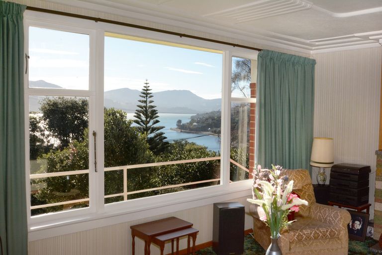 Photo of property in 11 Hellyer Street, Macandrew Bay, Dunedin, 9014