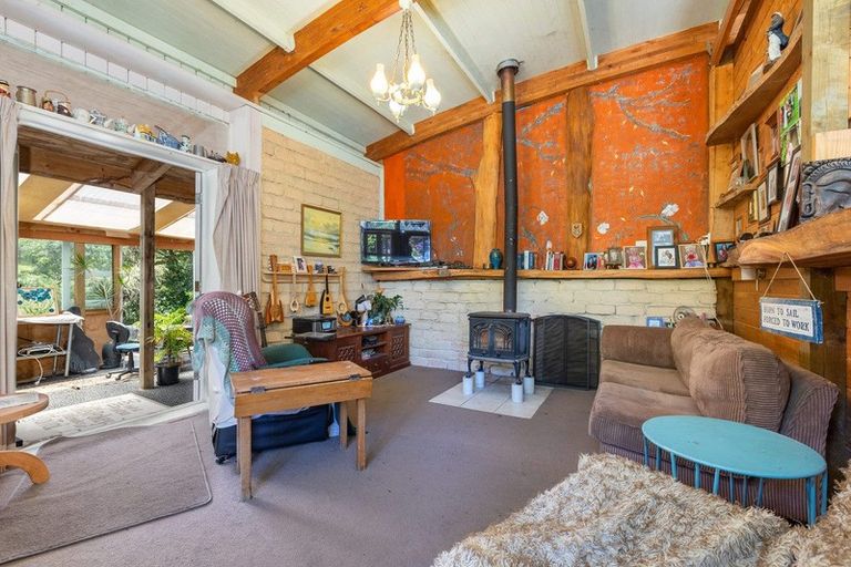 Photo of property in 950 Matakana Valley Road, Whangaripo, Wellsford, 0972