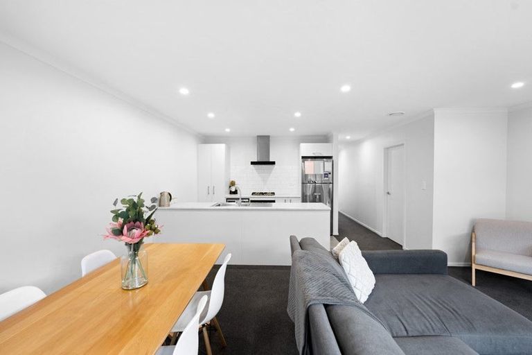 Photo of property in 2/1 North Ridge Drive, Rototuna North, Hamilton, 3281