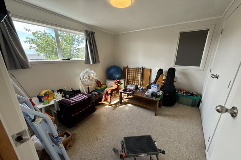 Photo of property in 25 Jaemont Avenue, Te Atatu South, Auckland, 0610
