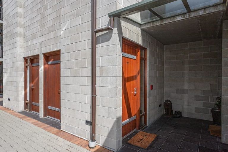 Photo of property in 10/868 Colombo Street, Christchurch Central, Christchurch, 8013