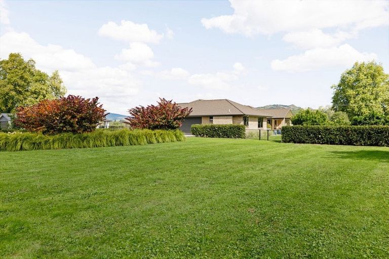 Photo of property in 33 Riverside Lane, Karapiro, Cambridge, 3494