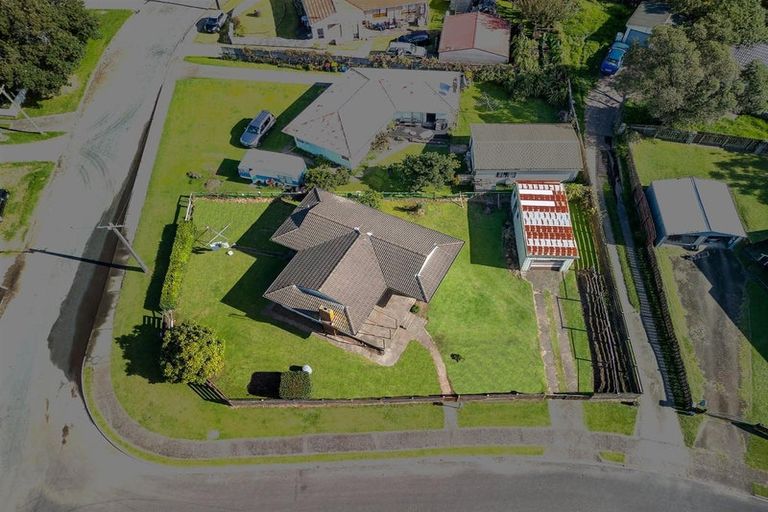 Photo of property in 2 Ben Keys Street, Te Puke, 3119
