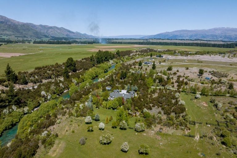 Photo of property in 162 Te Awa Road, Albert Town, Wanaka, 9382