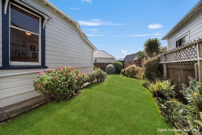 Photo of property in 60 Victoria Road, Saint Kilda, Dunedin, 9012