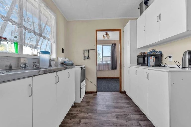 Photo of property in 6 Sealord Place, Manurewa, Auckland, 2102