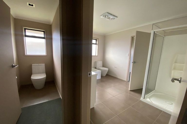 Photo of property in 5 Gina Way, Welcome Bay, Tauranga, 3112