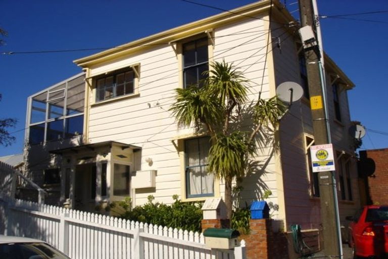 Photo of property in 10 Salisbury Avenue, Mount Cook, Wellington, 6021