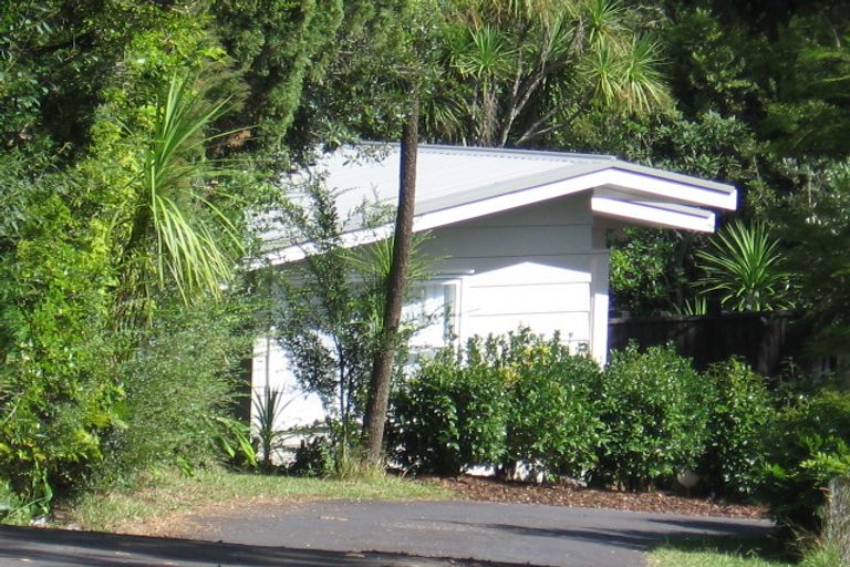 Photo of property in 2/72 Roseberry Avenue, Birkenhead, Auckland, 0626