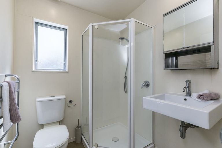 Photo of property in 4 Tiketike Way, Brooklyn, Wellington, 6021