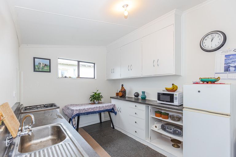 Photo of property in 9 Manuka Street, Castlecliff, Whanganui, 4501